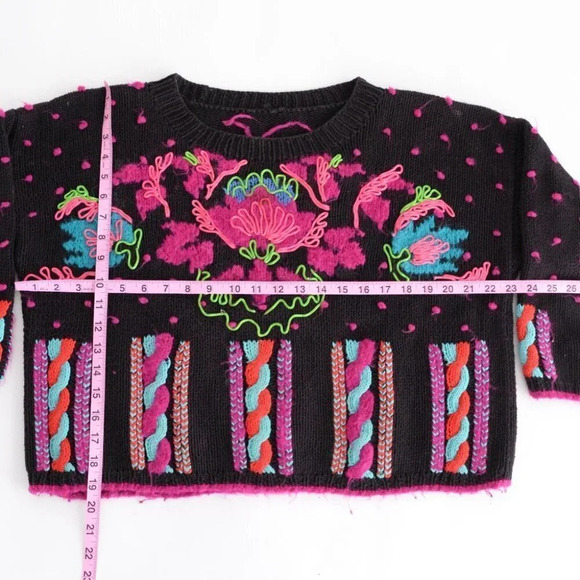 Vintage Black Knit with Neon Floral Yarn Design Crewneck Crop Sweater M - Picture 5 of 13